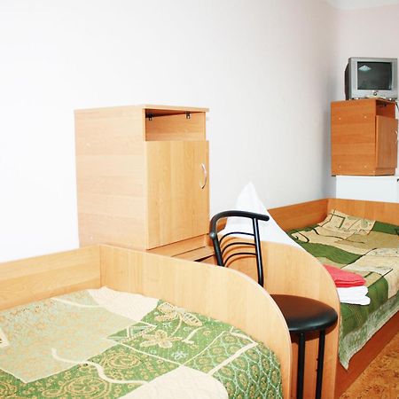 Hostel Vydubychi Kiew Exterior foto